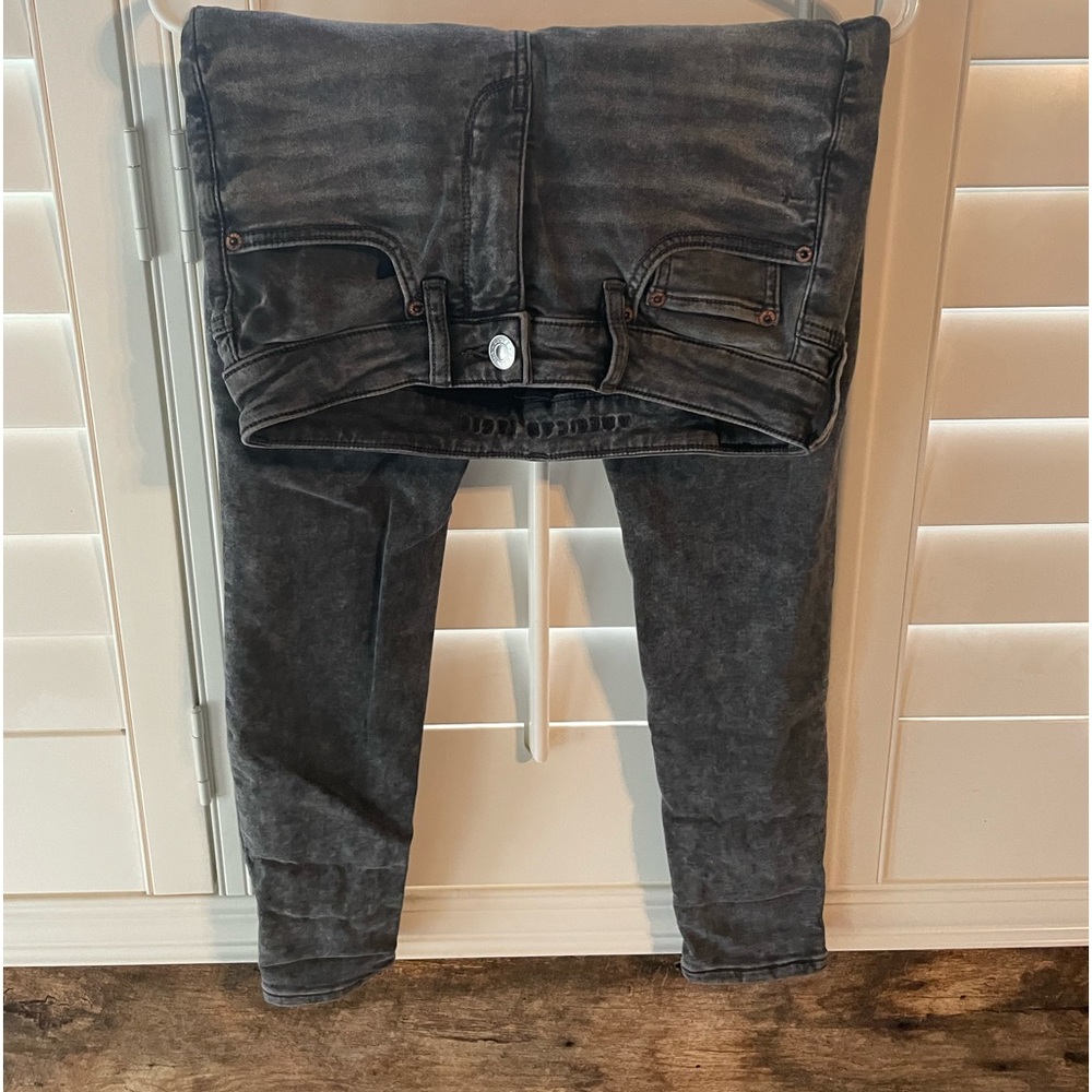 American Eagle acid wash Jean